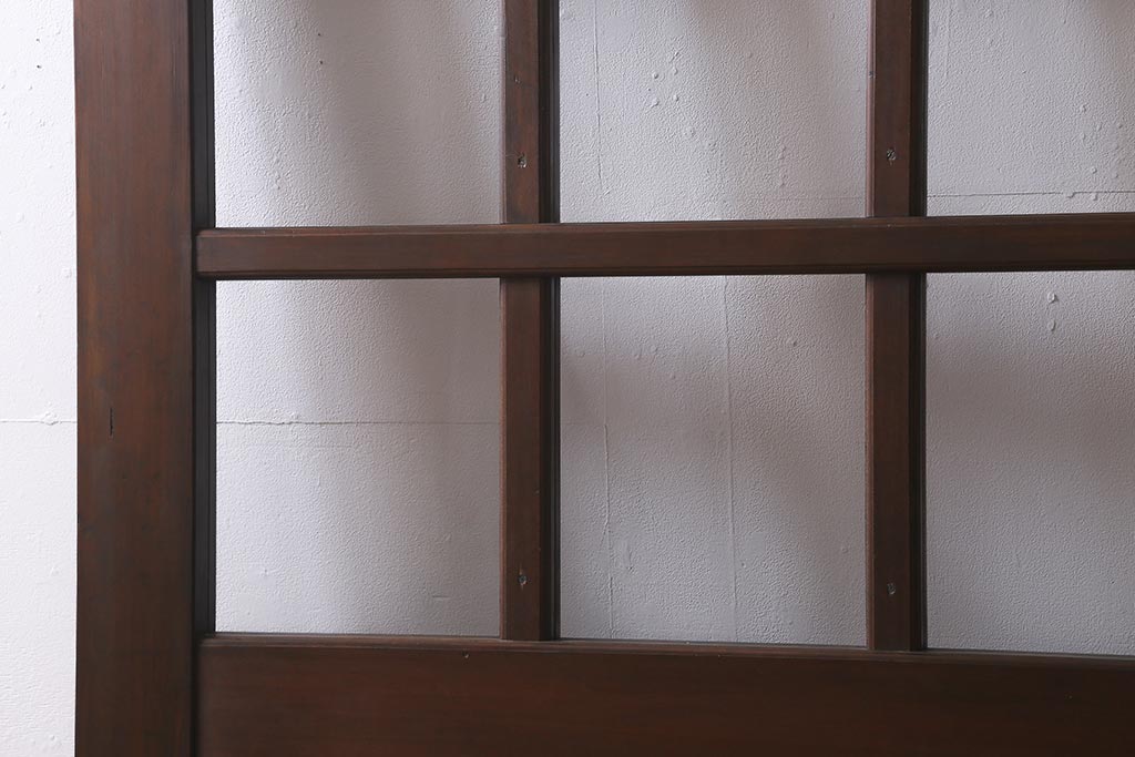 アンティーク建具　框ヒノキ材　腰板ケヤキ材　和モダンな印象のガラス入り格子蔵戸(建具、引き戸、玄関戸)(R-040401)