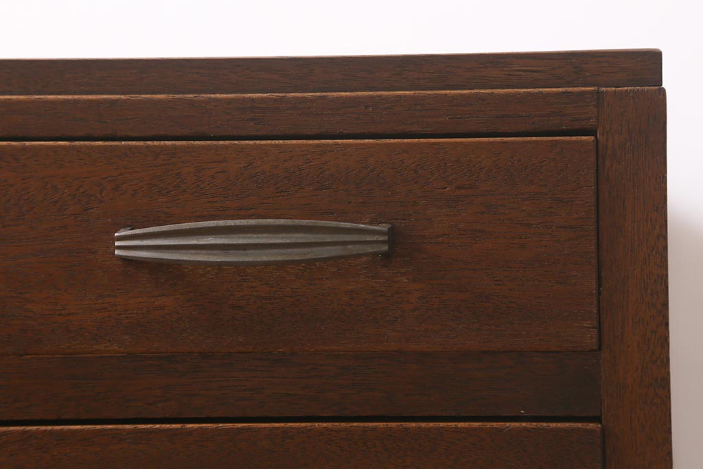 和製アンティーク　昭和レトロ　ラワン材　直線的なデザインがレトロな片袖机(片袖デスク、ワークデスク、在宅ワーク、在宅用)(R-040458)