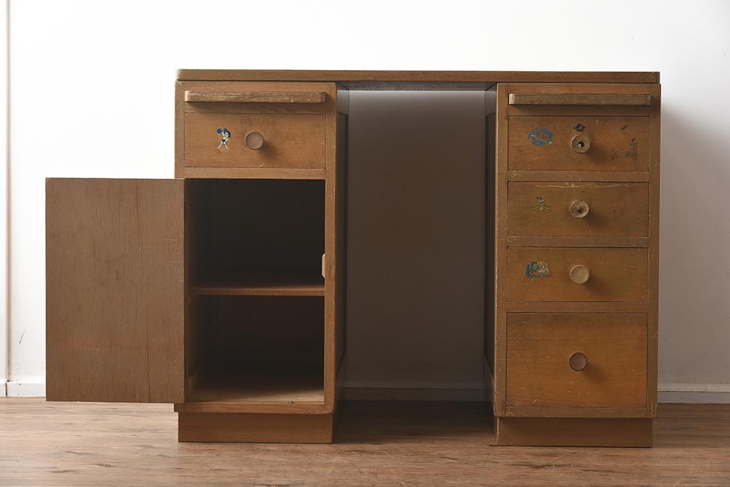 レトロ家具 昭和レトロ 昭和中期 様々な使い方ができるレトロ