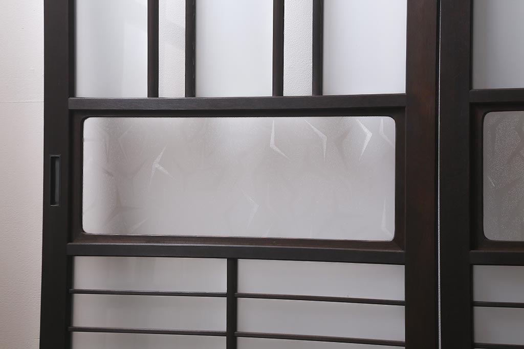 アンティーク建具　昭和中期　すりガラス　落ち着いた雰囲気が魅力的なガラス戸4枚セット(引き戸)(R-040587)