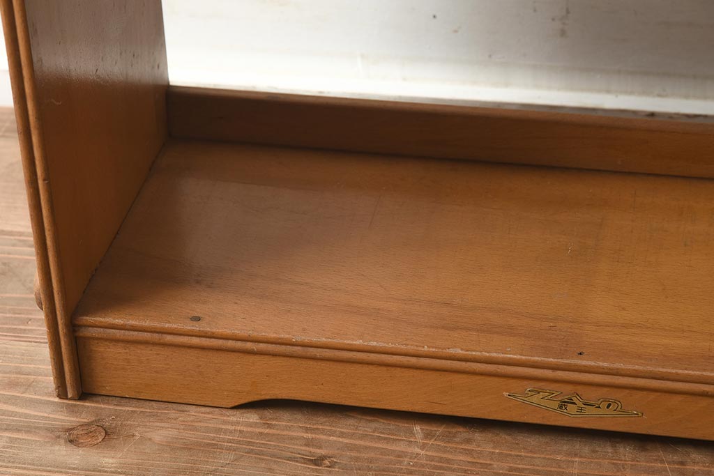 アンティーク家具　和製アンティーク　昭和中期　温かみのある木色がレトロなブックシェルフ(本棚、オープンラック、収納棚、飾り棚)(R-040618)