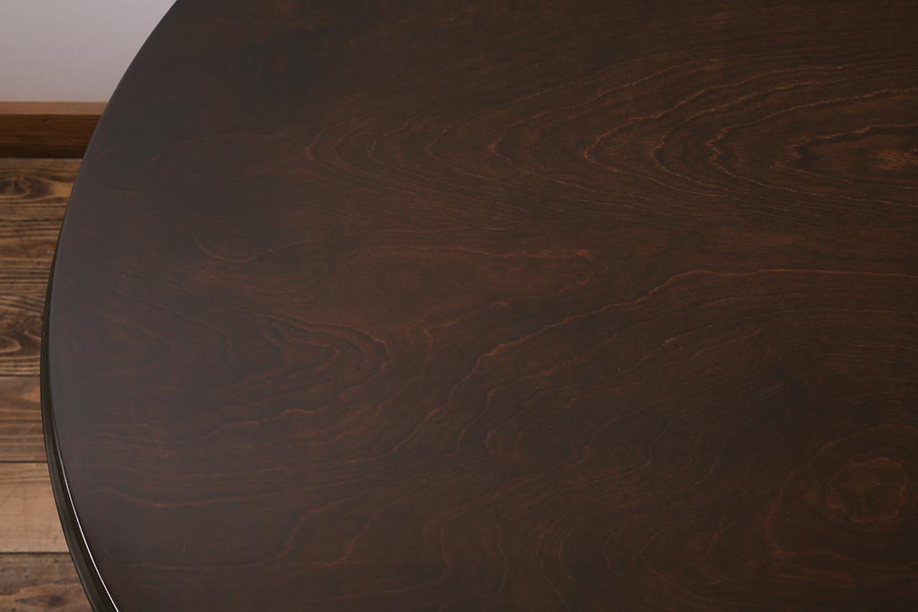 中古　ヴィンテージ家具　飛騨産業　穂高シリーズ　キツツキマーク　洗練された佇まいが魅力的な丸テーブル(ダイニングテーブル、カフェテーブル、ラウンドテーブル、ビンテージ)(R-040642)