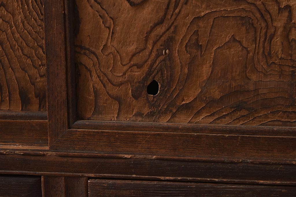 アンティーク家具　和製アンティーク　明治大正期　くっきりとした木目が目を引く戸棚(収納棚、引き出し、キャビネット)(R-040667)