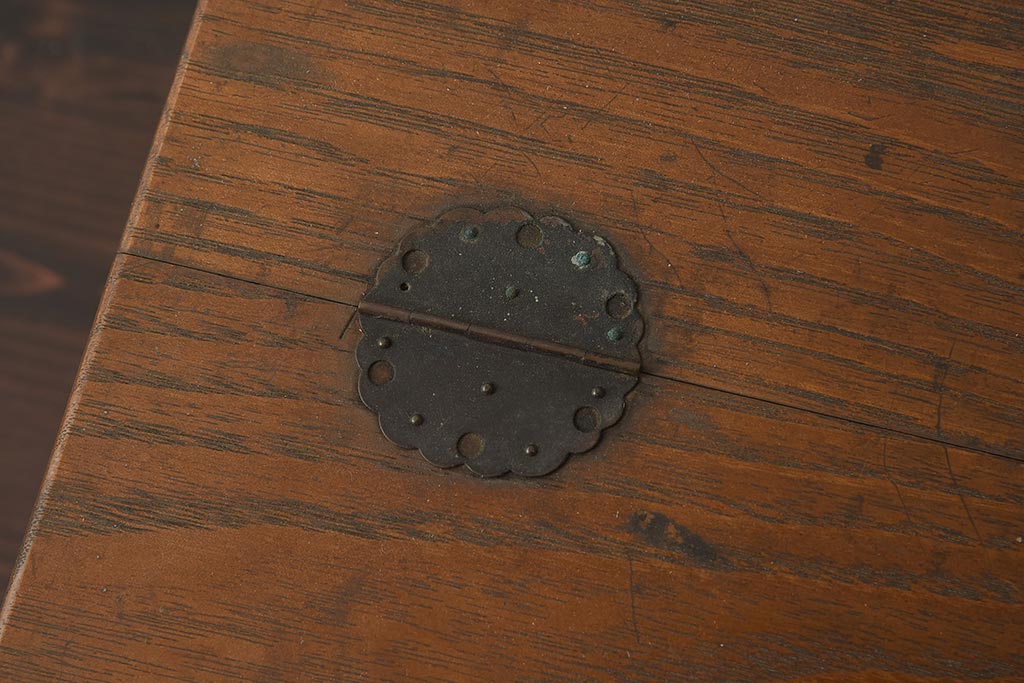 アンティーク家具　タモ材　玉杢が存在感を引き立てる裁縫箱(ソーイングボックス、小引き出し)(R-040718)