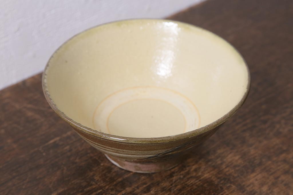人間国宝　金城次郎　魚紋茶碗(R-040746)