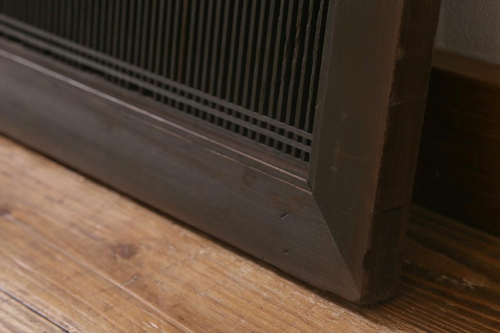 アンティーク建具 シンプルでモダンな意匠の筬欄間(オサランマ