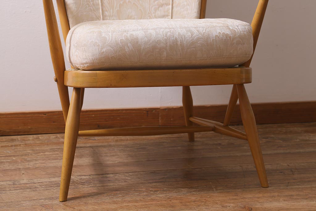 ヴィンテージ家具　ERCOL(アーコール)　エバーグリーン　気品のある佇まいが魅力の1人掛けイージーチェア(ラウンジチェア、アームチェア、椅子、ソファ、ビンテージ)(R-040773)