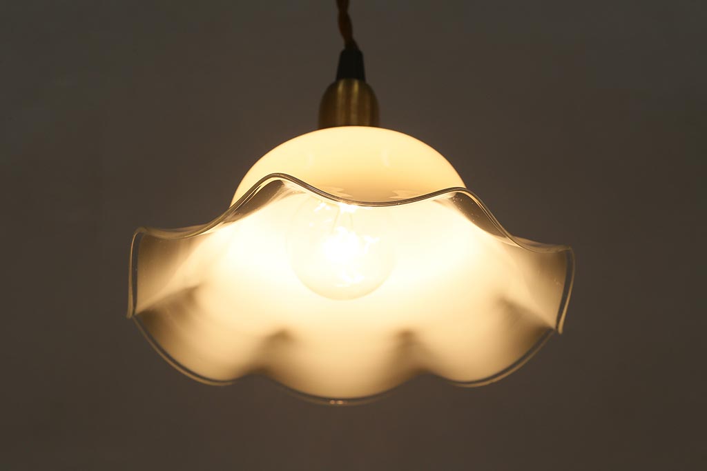 イギリスヴィンテージ照明　上品なフリルシェードのペンダントライト(ランプシェード、天井照明、ビンテージ)(R-040799)