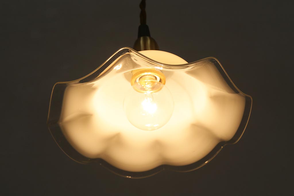 イギリスヴィンテージ照明　上品なフリルシェードのペンダントライト(ランプシェード、天井照明、ビンテージ)(R-040806)