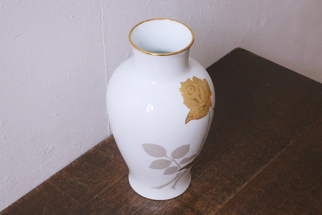 未使用　大倉陶園(オークラ)　箱付き　金蝕バラ　28cm　花器(花瓶)(R-040833)