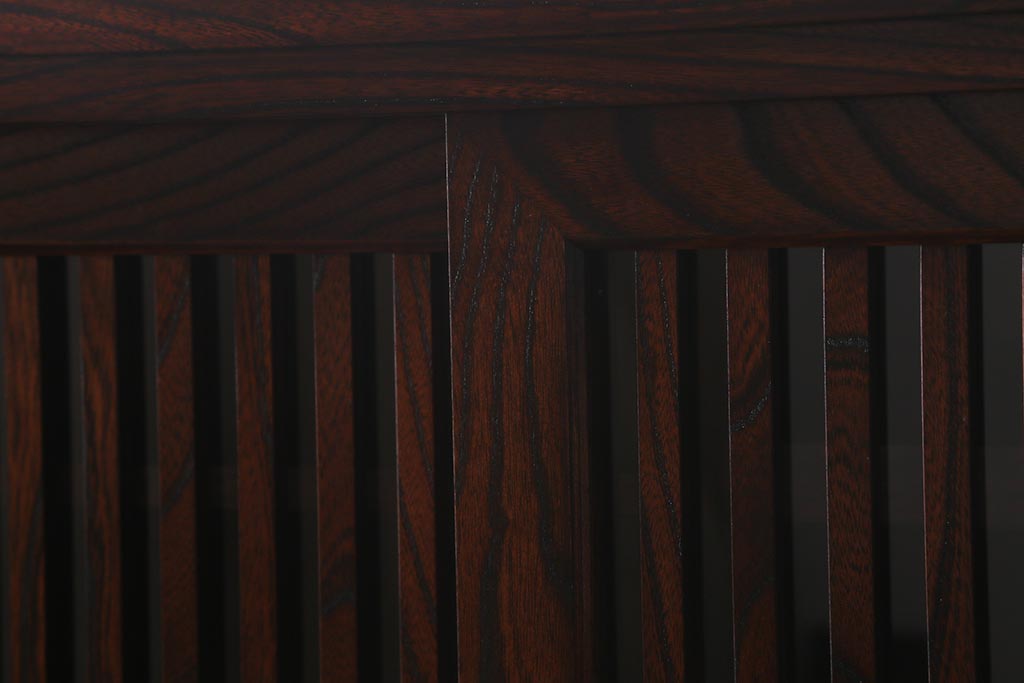 中古　美品　岩谷堂箪笥　No.96　雪国　格子戸が魅力的な茶箪笥(食器棚、茶棚)(定価約62万円)(R-040876)