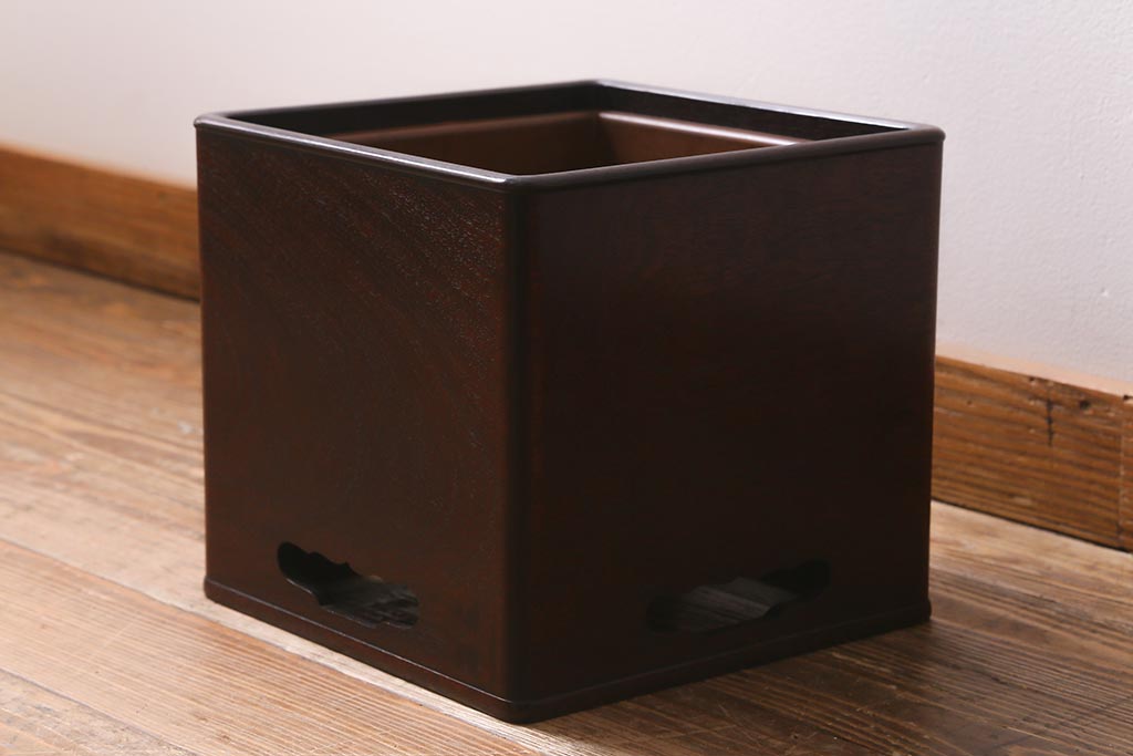 アンティーク雑貨　大正昭和初期　紫檀(シタン)材　シンプルで品のある角火鉢(木製火鉢、箱火鉢)(R-040891)