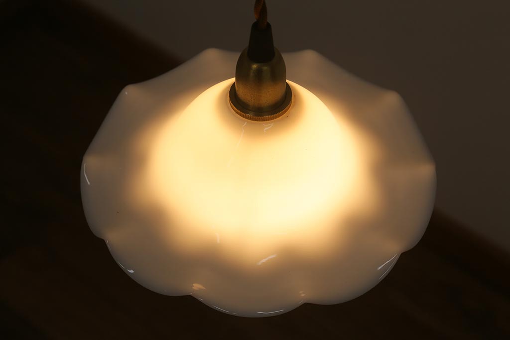 イギリスヴィンテージ照明　可愛らしいフリルシェードのペンダントライト(ランプシェード、天井照明、ビンテージ)(R-040901)