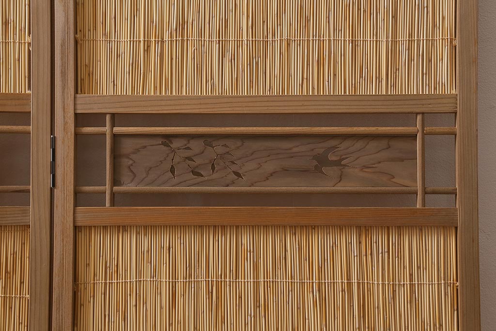 ビンテージ家具　透かしの意匠が風情あふれる四連折り畳み式パーテーション(衝立、仕切り)(R-040908)