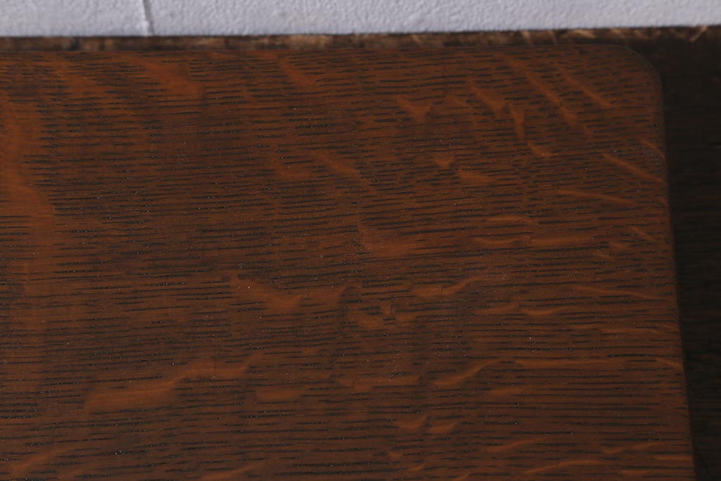 レトロ雑貨　和製アンティーク　ナラ材　独特の木目が味のある花台(飾り台)(R-040915)