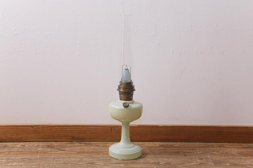 ヴィンテージ雑貨　アメリカ　Aladdin(アラジン)　NU-TYPE Model-B　淡いグリーン　マントルランプ(オイルランプ、照明、ビンテージ)(R-041035)