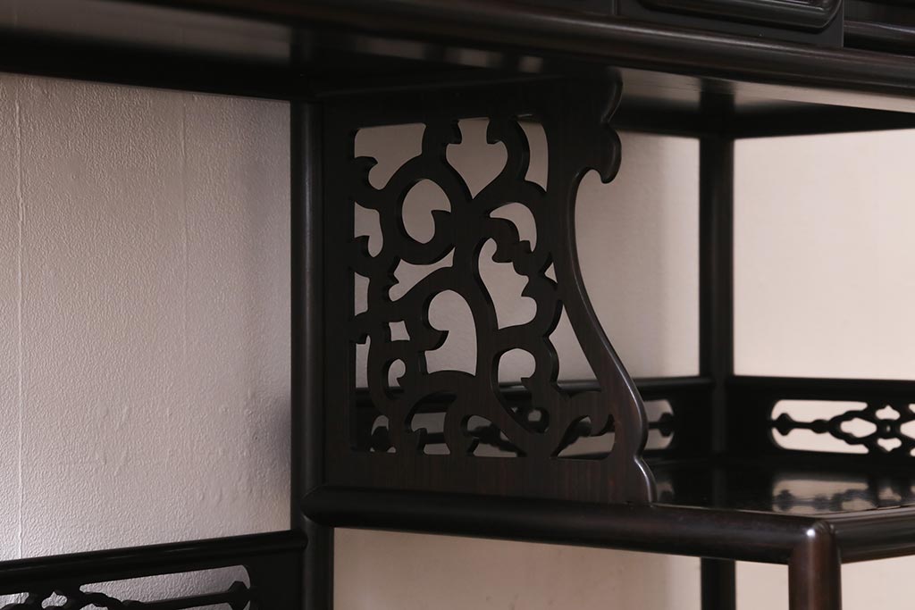 中古　民芸家具　黒檀　アジアンテイストにもおすすめな上品な意匠の茶棚(飾り棚、収納棚)(R-041074)