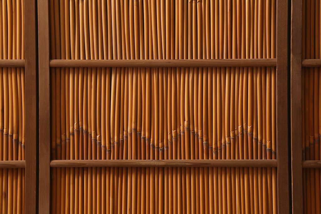ビンテージ家具　昭和後期　凝ったデザインが魅力的な四連折り畳み式パーテーション(つい立て、衝立、仕切り)(R-041080)