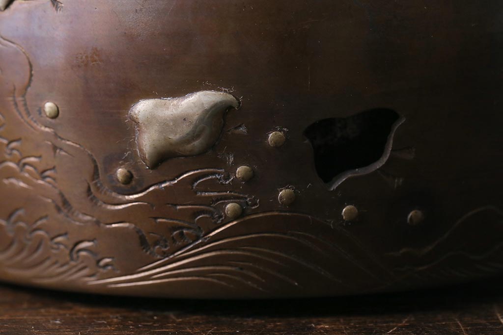 アンティーク雑貨　古民具　銅製　銀象嵌　波千鳥　火熨斗(ひのし)(R-041138)