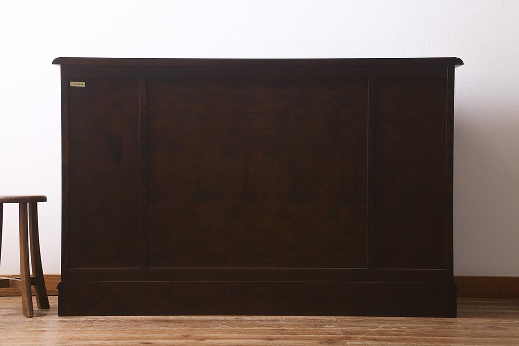 中古　北海道民芸家具　#138　シックな空間づくりにおすすめなサイドボード(サイドキャビネット、収納棚、戸棚)(R-041215)