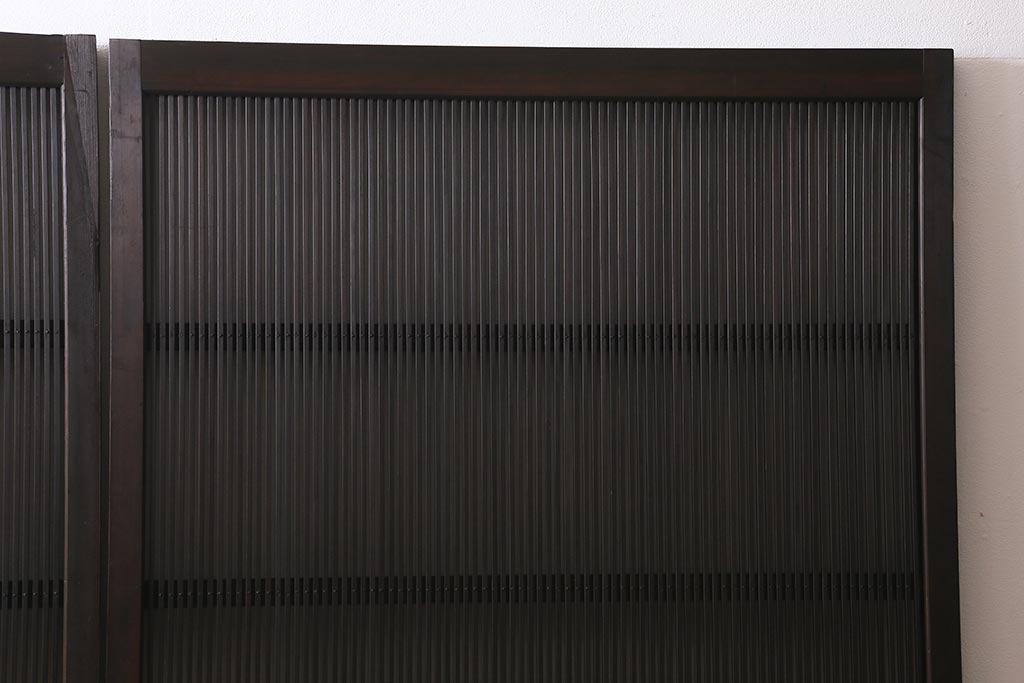 アンティーク建具　和製アンティーク　当店オリジナルガラス　昭和初期　整然と並ぶ格子が繊細な万本格子戸2枚セット(引き戸、建具)(R-041229)