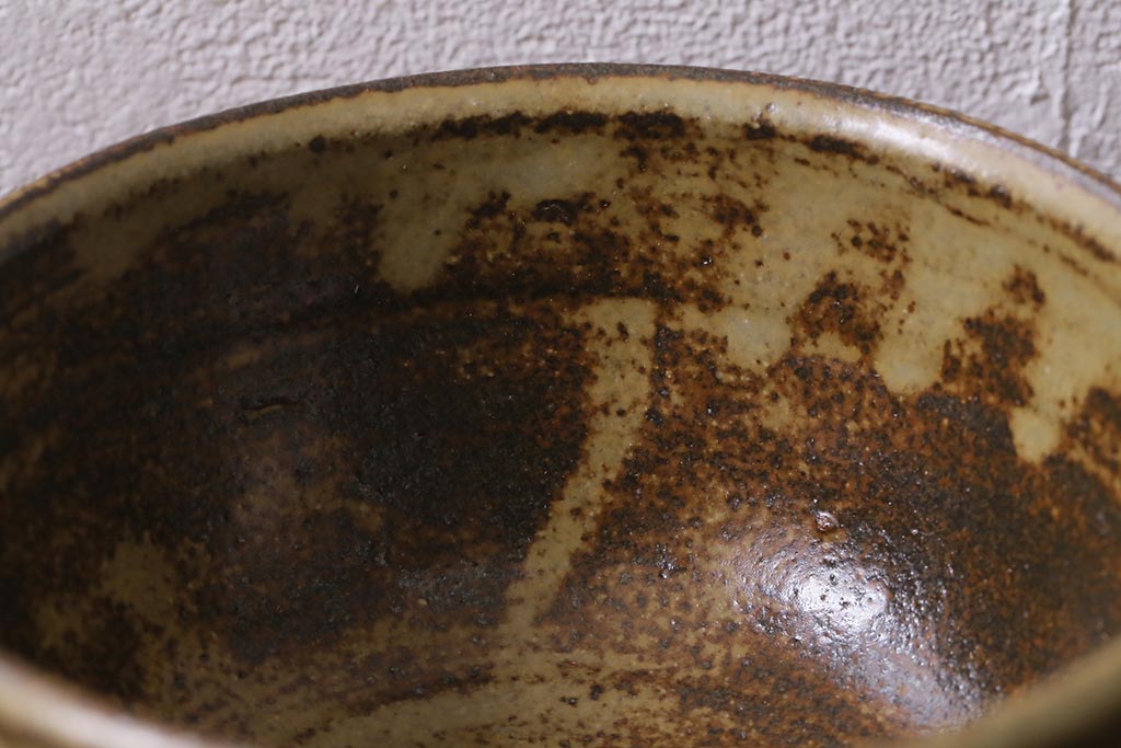 益子焼　人間国宝　島岡達三作　地釉象嵌縄文茶碗(和食器)(R-041295)