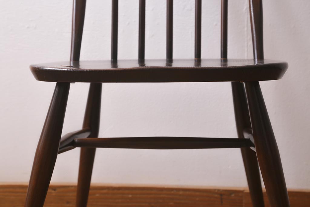 ヴィンテージ家具　イギリスビンテージ　ERCOL(アーコール)　美しく丈夫な作りが魅力的なクエーカーチェア(ダイニングチェア、椅子、ウィンザーチェア、ウインザーチェア)(R-041352)