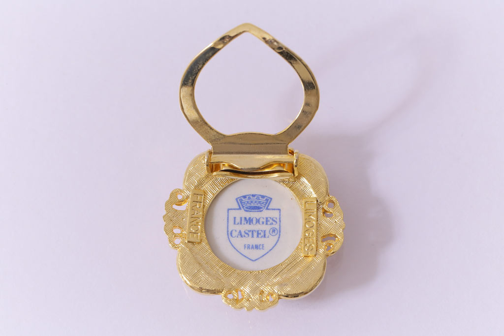 中古　フランス　LIMOGES CASTEL(リモージュキャッスル)　磁器製のブローチ2点セット(アクセサリー)(R-041433)