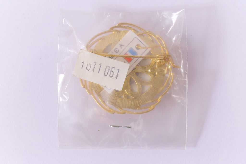 中古　フランス　LIMOGES CASTEL(リモージュキャッスル)　磁器製のブローチ2点セット(アクセサリー)(R-041433)