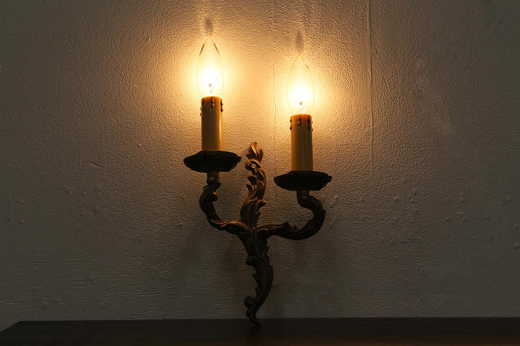 アンティーク照明　フランスアンティーク　真鍮　クラシックなウォールランプ2個セット(壁付け照明、壁掛け照明)(R-041469)