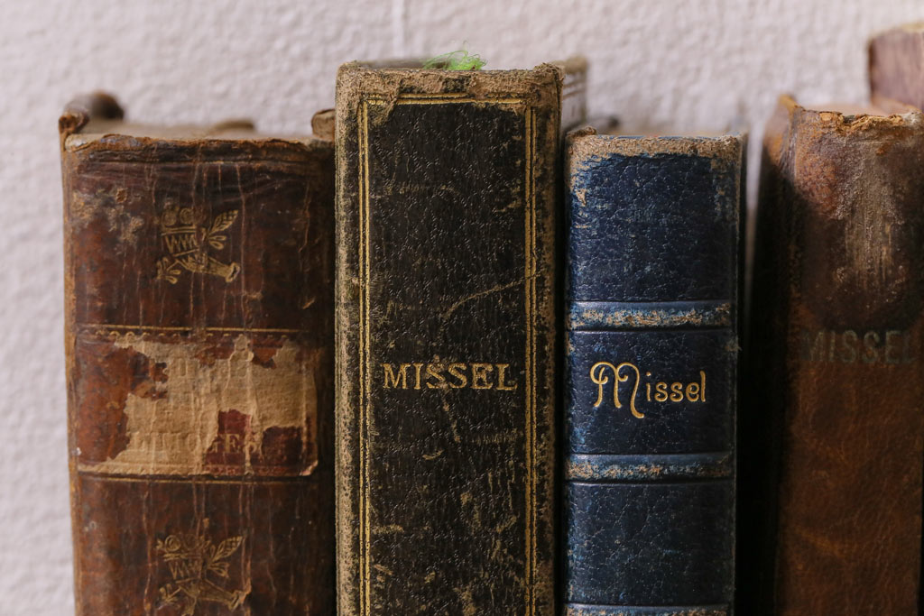 アンティーク雑貨　Missel フランスアンティークの洋書6冊セット(古書、聖書、本)(R-041535)