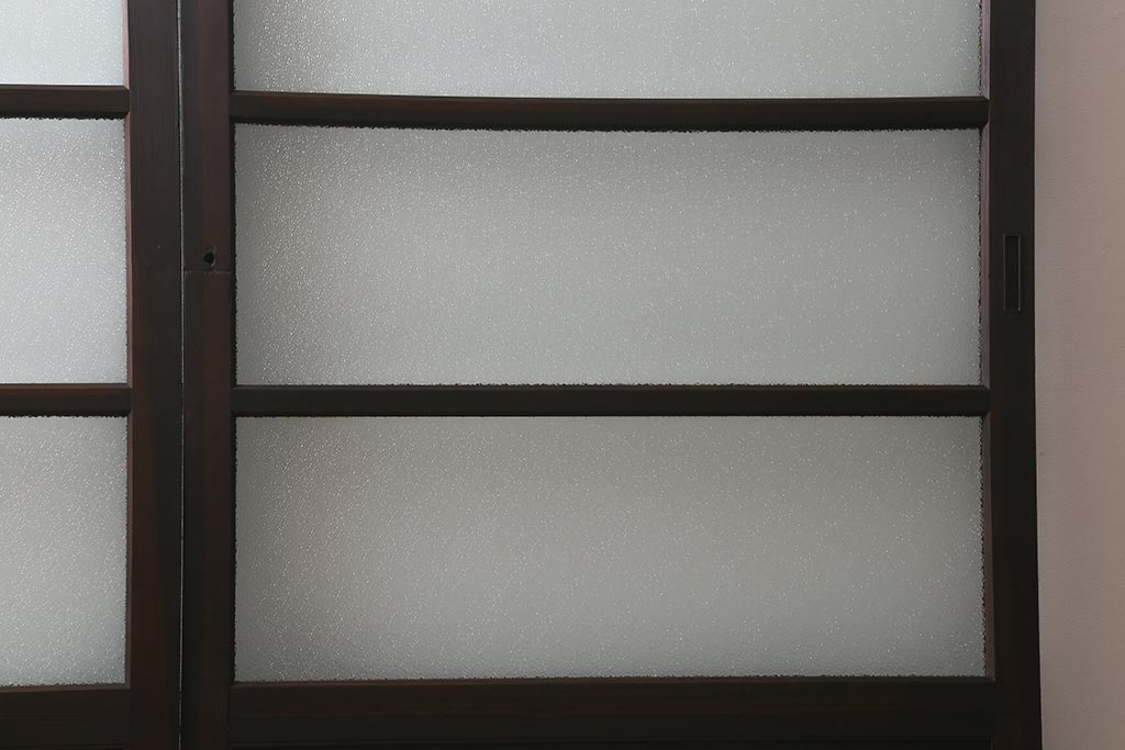 アンティーク建具　上手物!　腰板ケヤキ材　ダイヤガラス　落ち着いた色合いのレトロなガラス戸2枚セット(引き戸・建具)(R-041580)
