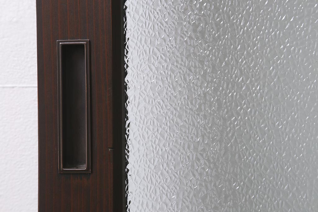 アンティーク建具　上手物!　腰板ケヤキ材　ダイヤガラス　落ち着いた色合いのレトロなガラス戸2枚セット(引き戸・建具)(R-041580)