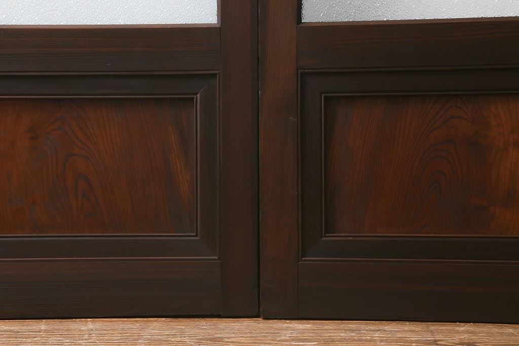 アンティーク建具　上手物!　腰板ケヤキ材　ダイヤガラス　落ち着いた色合いのレトロなガラス戸2枚セット(引き戸・建具)(R-041580)