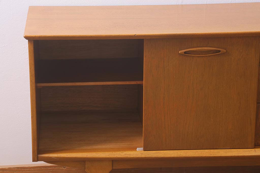 ヴィンテージ家具　北欧ビンテージ　ジェンティーク　チーク材　スモールサイドボード(テレビ台、テレビボード、収納棚)(R-041593)