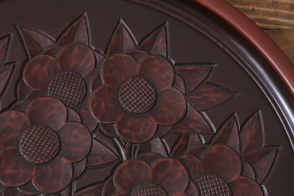 鎌倉彫　白日堂　伊志良不説作　丸盆　箱付き(和盆、木製盆、漆器)(R-041598)