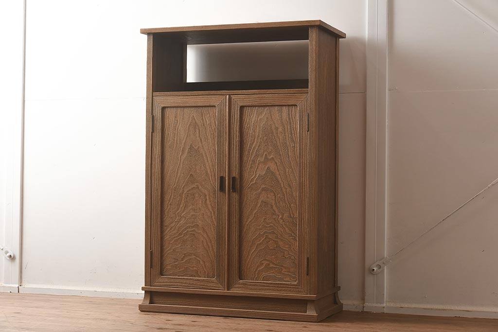 在庫未使用品　IDC大塚家具　松創　焼桐　器局(茶道具、戸棚、キャビネット)(定価約147万円)(R-041713)
