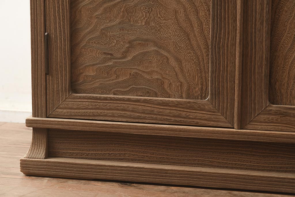 在庫未使用品　IDC大塚家具　松創　焼桐　器局(茶道具、戸棚、キャビネット)(定価約147万円)(R-041713)