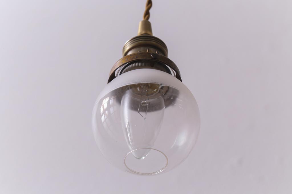 アンティーク照明　昭和レトロ　珍しいデザインが目を引くペンダントライト(吊り下げ照明、天井照明)(R-041741)