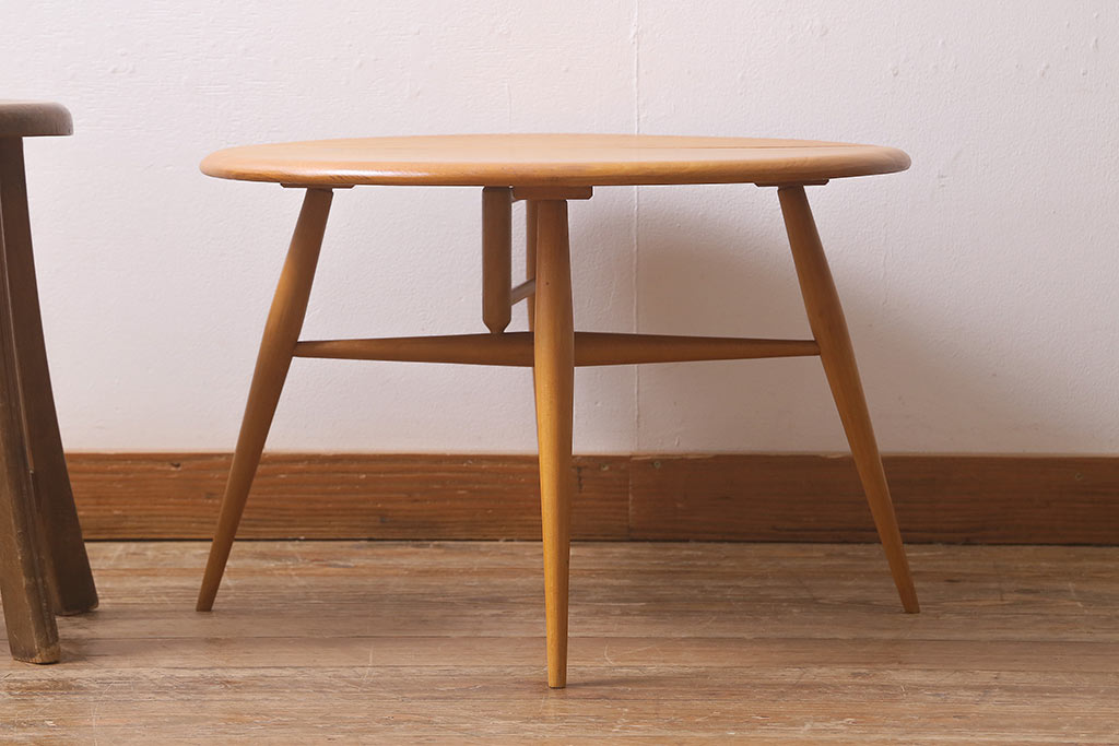 ヴィンテージ家具　イギリスビンテージ　レア品　ERCOL(アーコール)　ラウンドテーブル(バタフライテーブル、ローテーブル、センターテーブル)(R-041753)