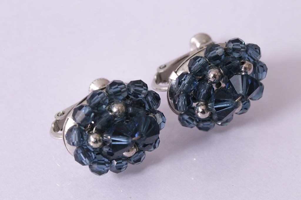 フランス　BALMAIN(バルマン)　大人の雰囲気漂うブルーのアクセサリーセット(イヤリング、ネックレス)(R-041790)