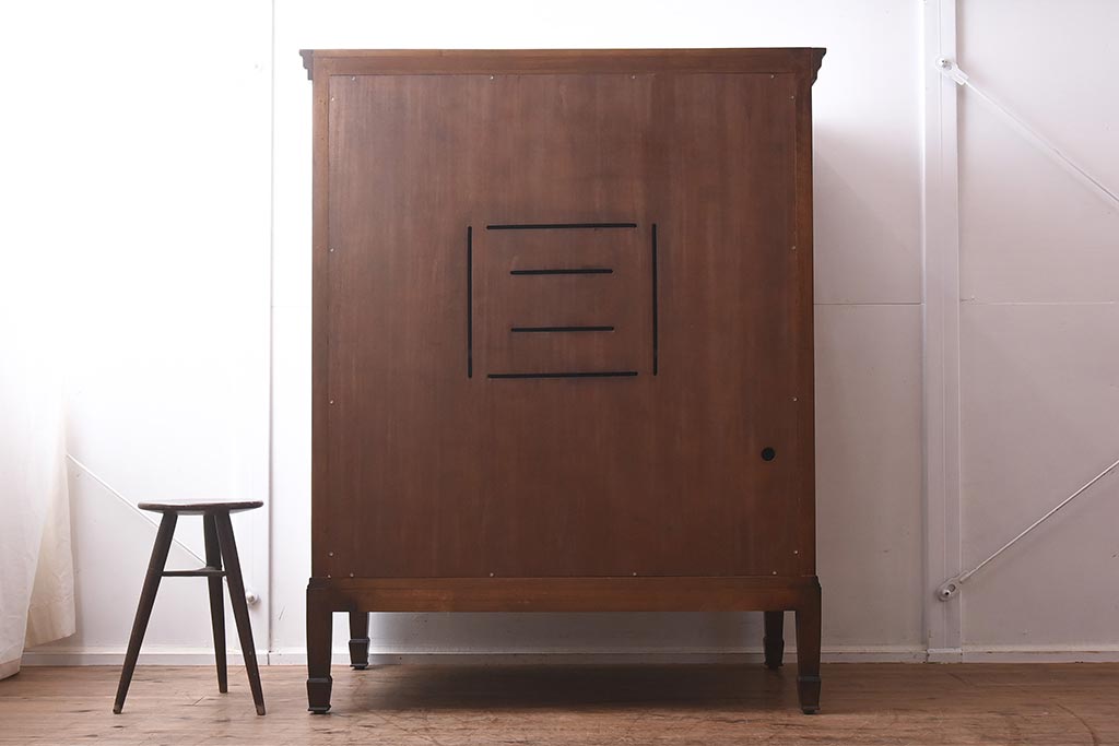 在庫未使用品　IDC大塚家具　ヒッコリーチェア社(HICKORY CHAIR)　トーマス・オブライアン　2890-10　サイドボード(TVキャビネット、収納棚)(定価約73万円)(R-041841)