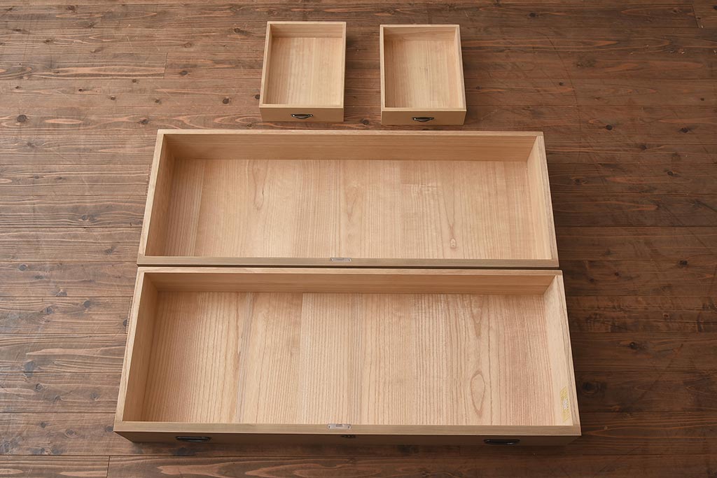 在庫未使用品 IDC大塚家具 加茂桐タンス 桐と牡丹 胴丸 着物タンス(総桐たんす、衣装たんす、加茂総桐箪笥)(定価約114万円)(R-041885)  | ラフジュ工房