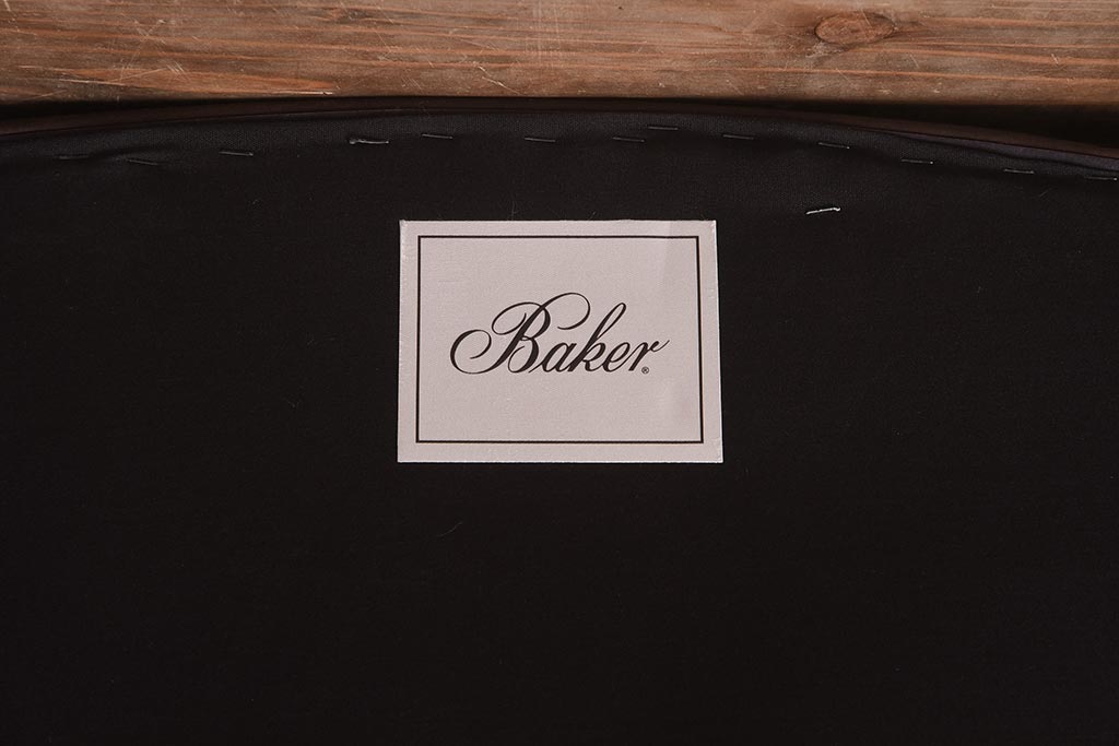 展示品　IDC大塚家具　Baker(ベーカー社)　6312-11　革DL　オットマン(椅子、スツール)(定価約30万円)(R-041903)