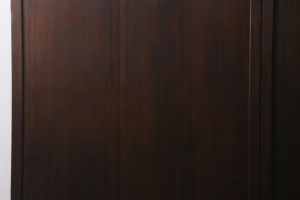 アンティーク建具　和製アンティーク　明治大正期　濃淡のある木の色味が味わい深い板戸2枚セット(帯戸、建具)(R-041946)