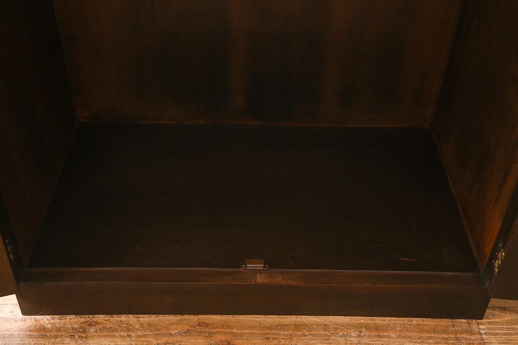 ビンテージ家具　神戸洋家具　永田良介商店　鏡付き　エレガントな佇まいが魅力のワードローブ(洋服タンス、衣装タンス、ヴィンテージ)(R-042041)