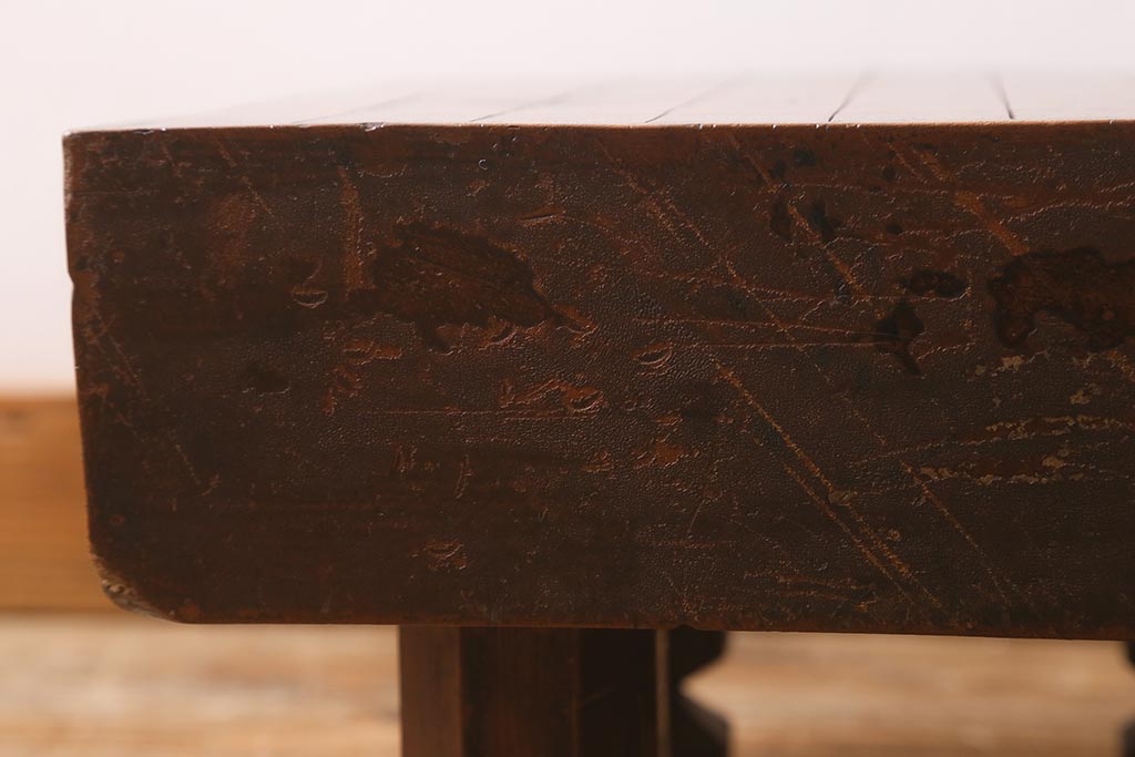 和製アンティーク　欅(ケヤキ)材　古い木の風合いが魅力的な足付将棋盤(花台、飾り台)(R-042049)