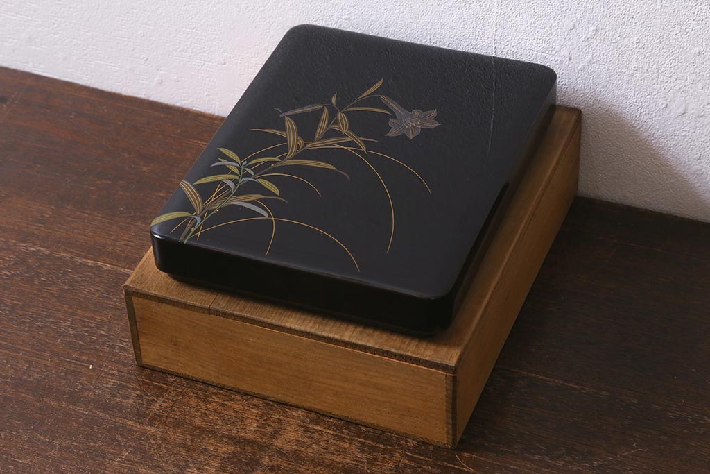 アンティーク雑貨　輪島塗　水森漆器工房　百合蒔絵　木製硯箱(R-042119)