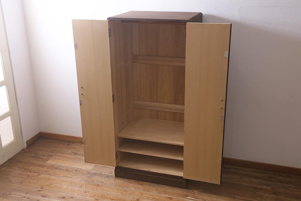 中古 伝統工芸品 高級品 総桐材 上品な意匠金具が目を引く加茂 中古 伝統工芸品 高級品 総桐材 上品な意匠金具が目を引く加茂