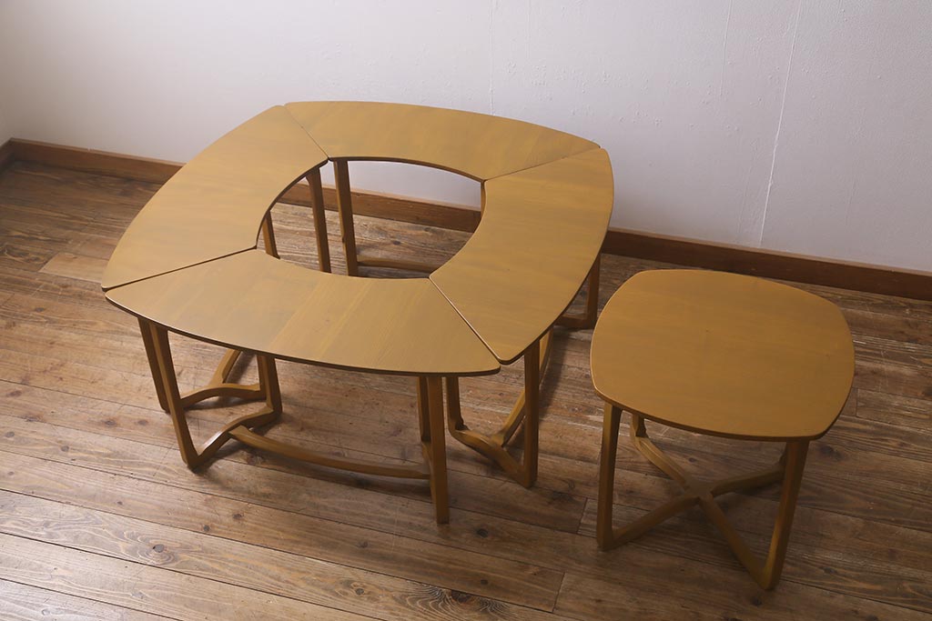 ヴィンテージ家具　イギリスビンテージ　ERCOL(アーコール)　レアもの!　様々な使い方ができるコーヒーテーブルセット(サイドテーブル)(R-042167)